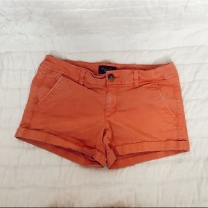 SOLD Womans  6 American Eagle Coral Canvas Stretch Shorts